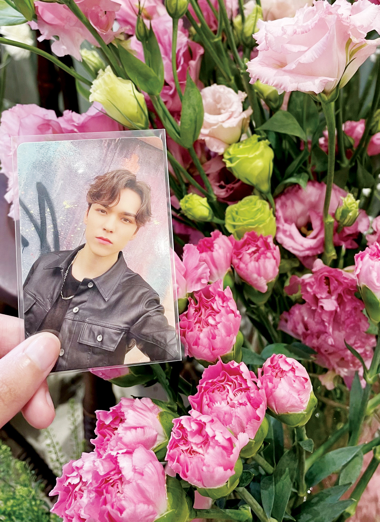 Ảnh minh họa card bị trầy xước, một dạng card DF