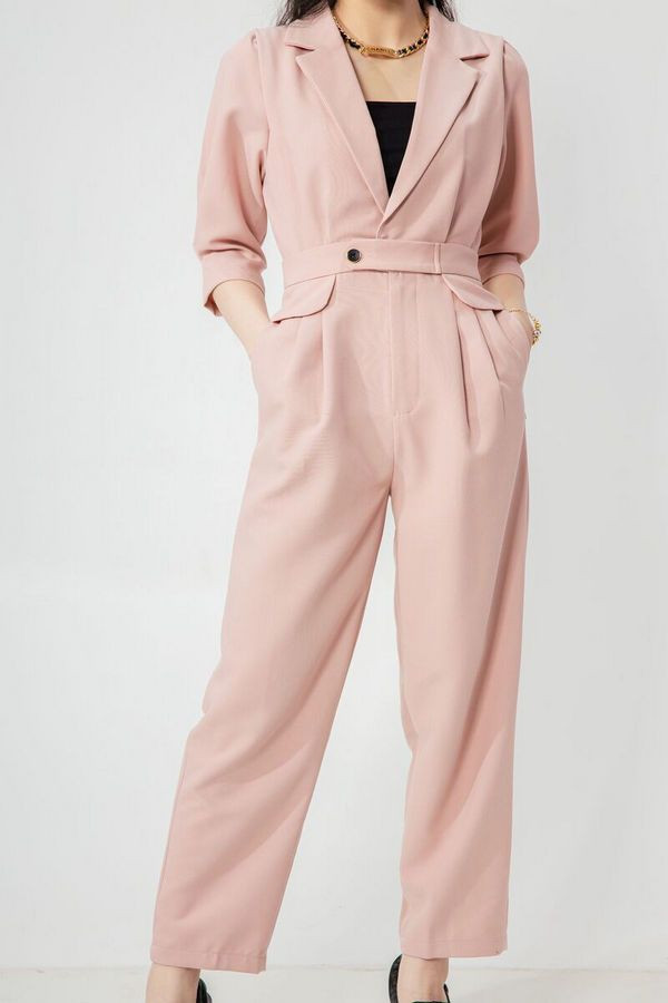 Phân biệt jumpsuit, playsuit và bodysuit