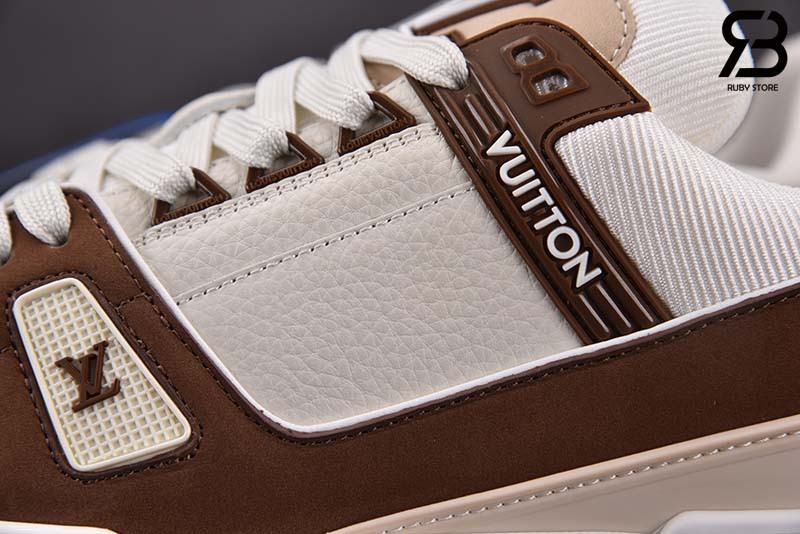 Giày sneaker hàng siêu cấp với độ hoàn thiện cao